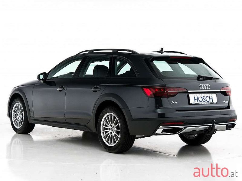 2022' Audi A4 Allroad photo #3