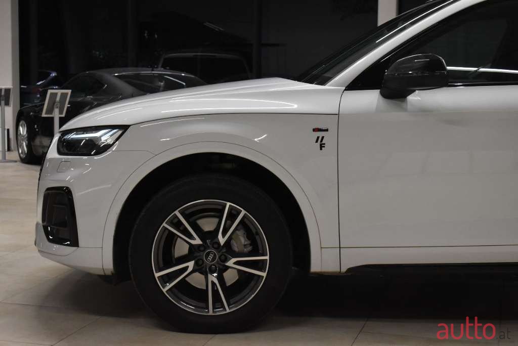 2022' Audi Q5 photo #5