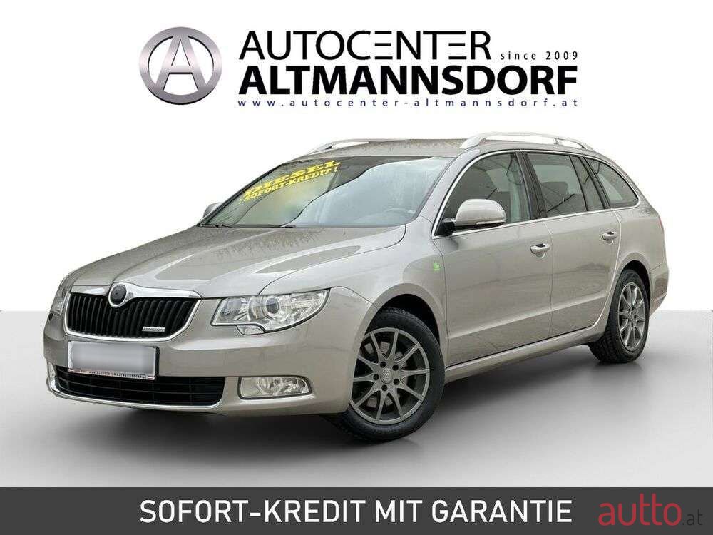 2011' Skoda Superb photo #1