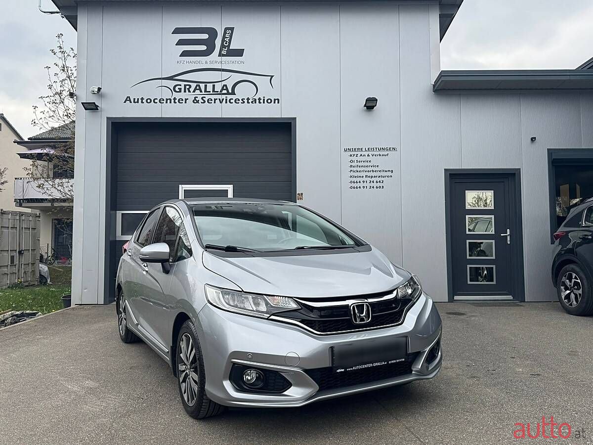 2018' Honda Jazz photo #2