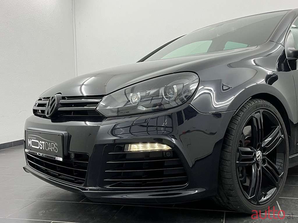 2012' Volkswagen Golf photo #5