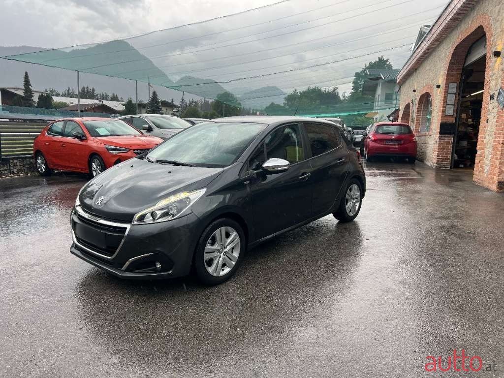 2016' Peugeot 208 photo #1