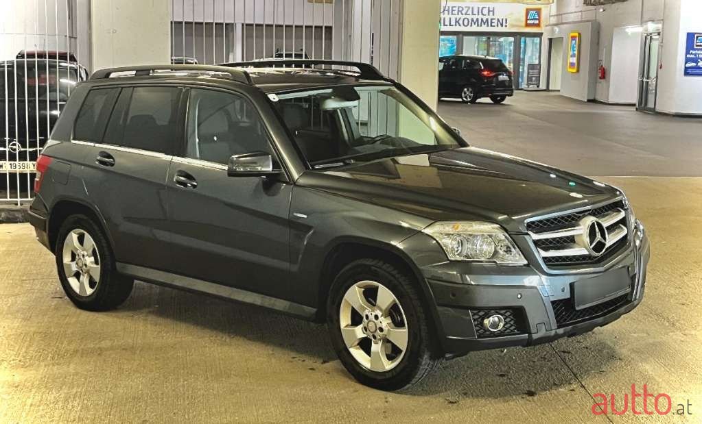 2009' Mercedes-Benz Glk-Klasse photo #6