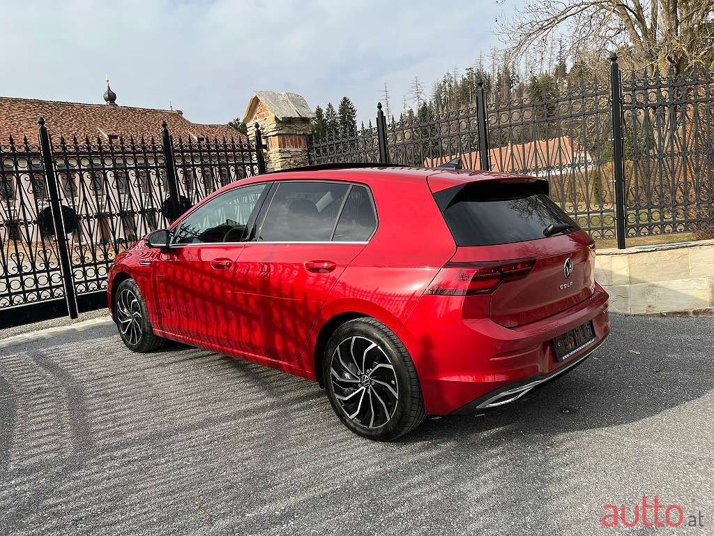 2021' Volkswagen Golf photo #4