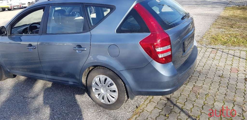 2008' Kia Ceed photo #6