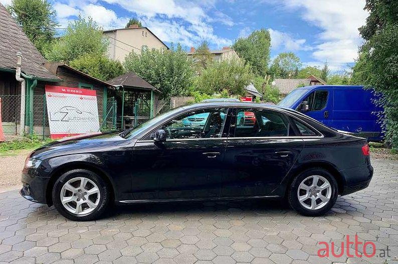 2011' Audi A4 photo #1