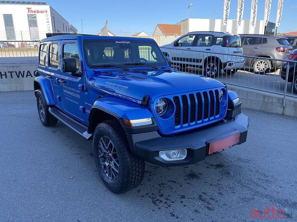 2022' Jeep Wrangler photo #2