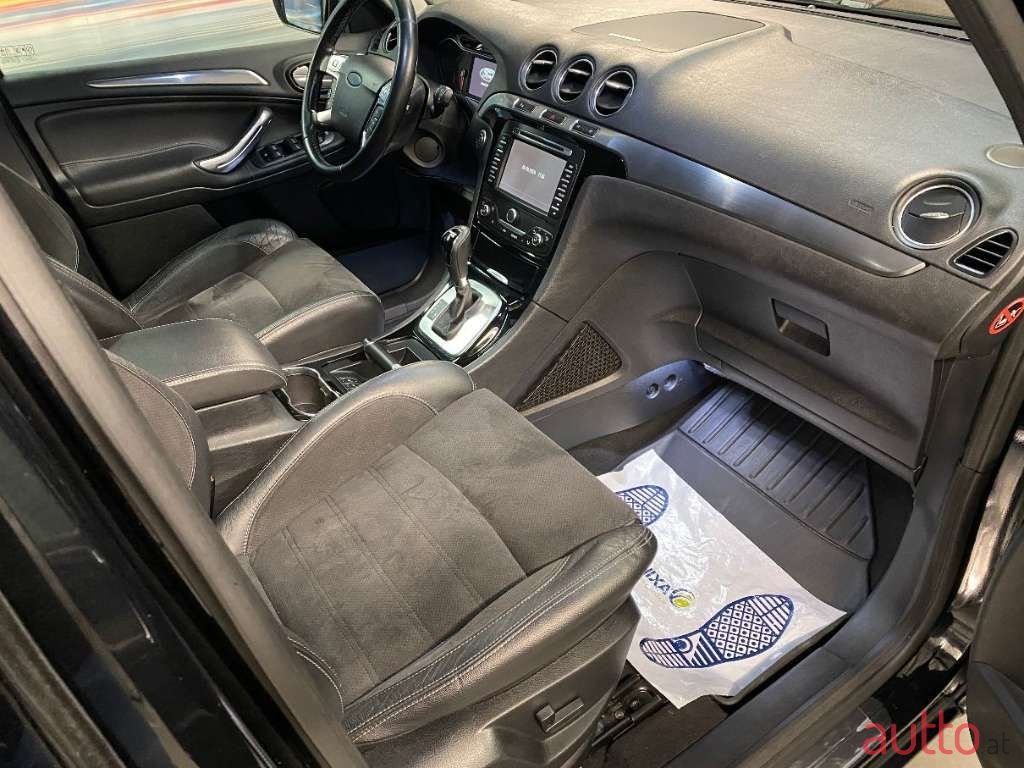 2014' Ford Galaxy photo #4