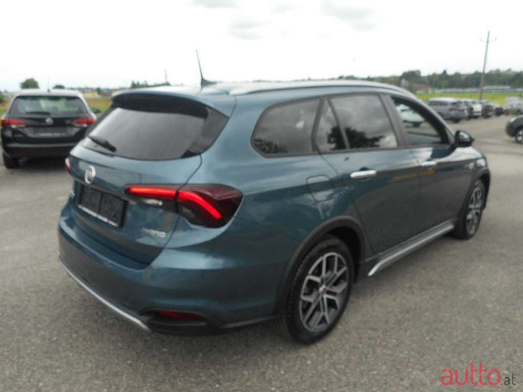 2022' Fiat Tipo photo #3