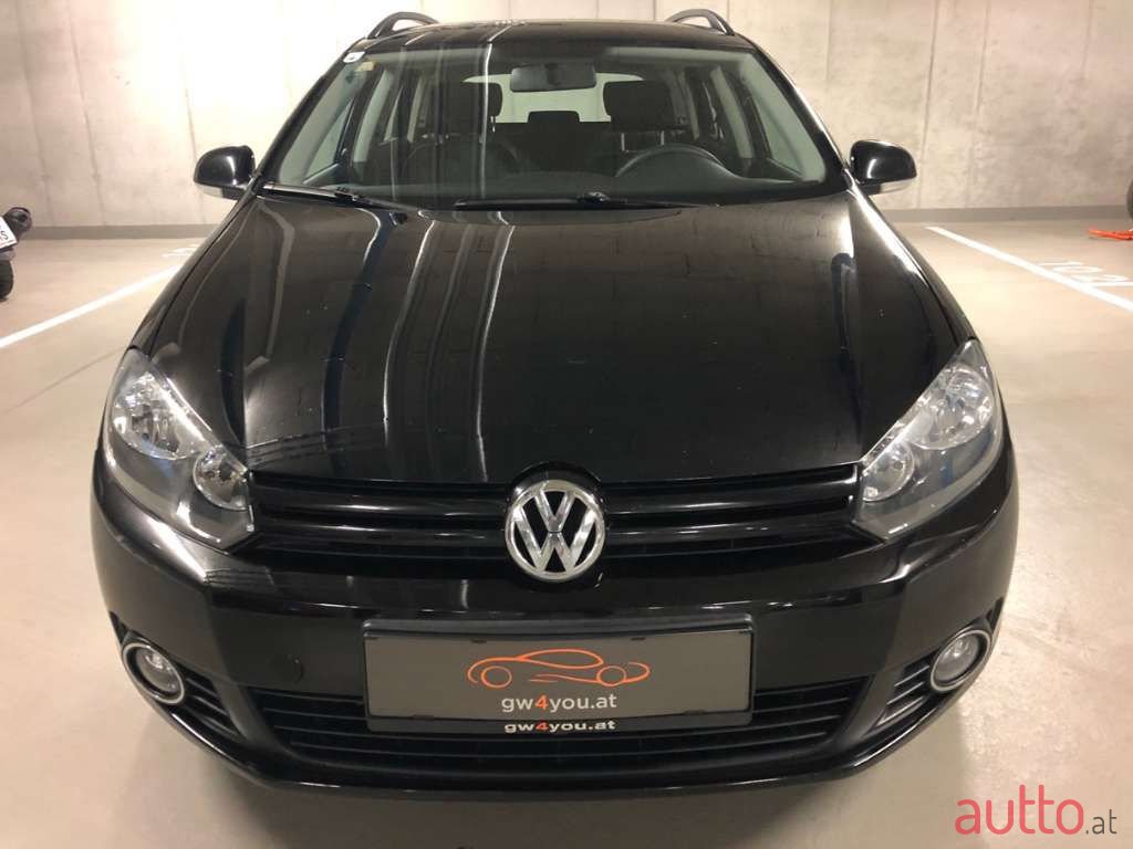 2012' Volkswagen Golf photo #6