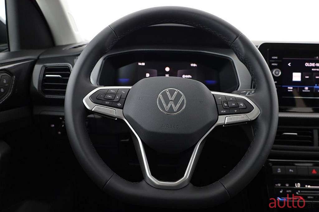 2024' Volkswagen T-Cross photo #4