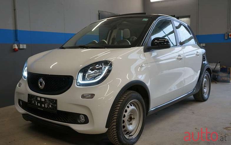 2016' Smart Forfour photo #1