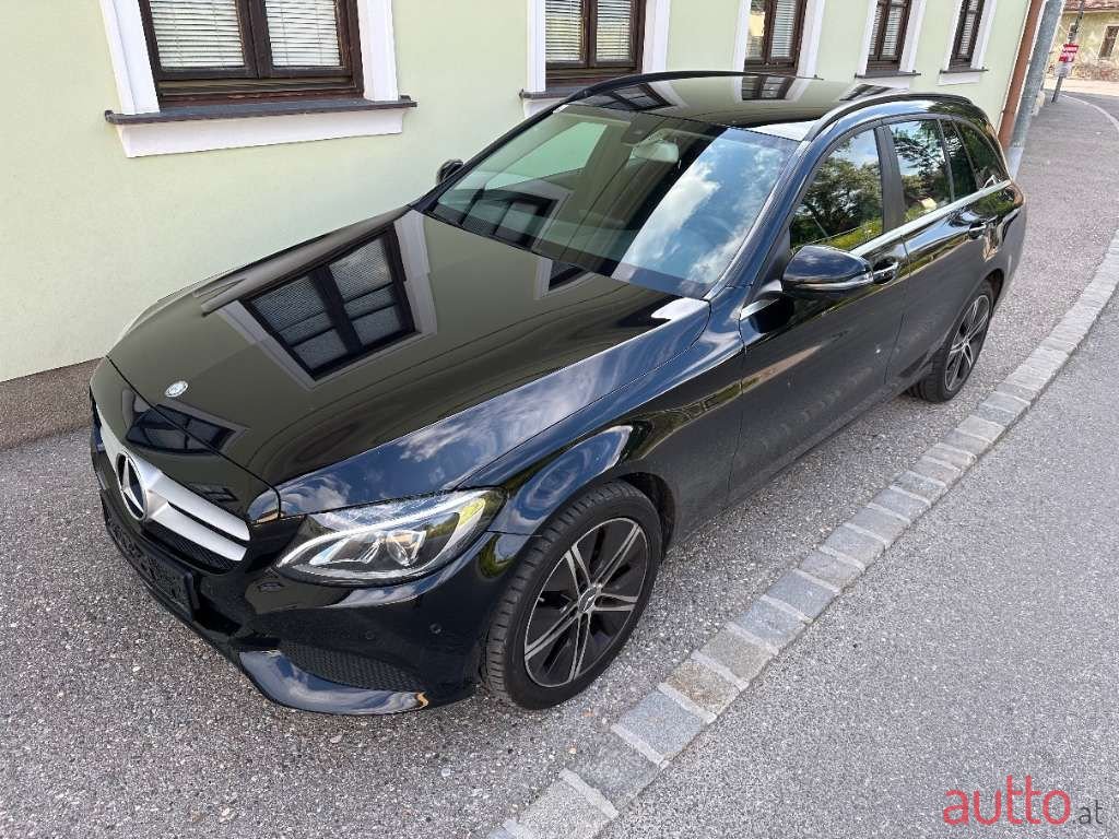 2016' Mercedes-Benz C-Klasse photo #1