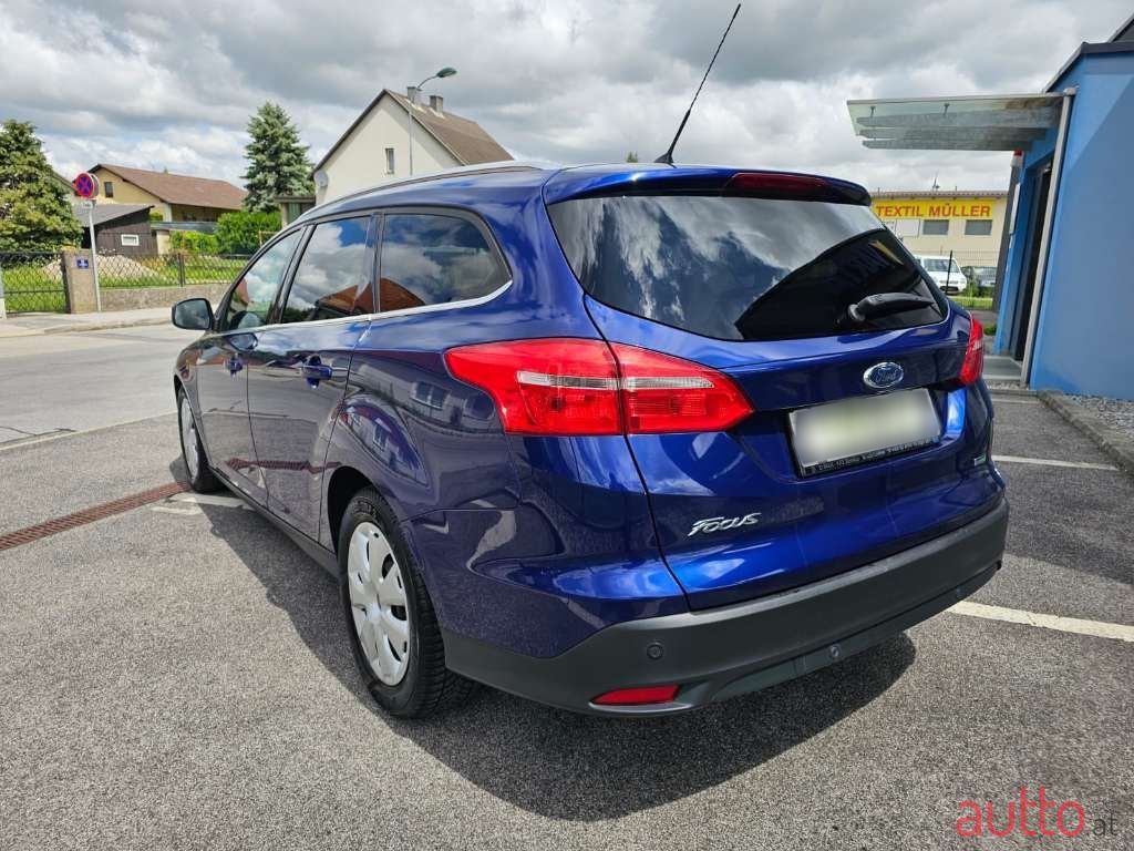 2015' Ford Focus photo #6