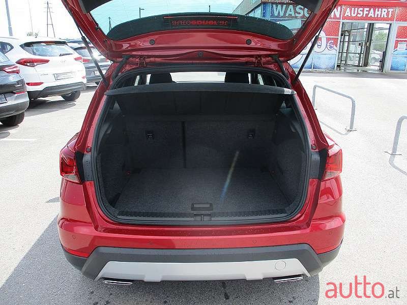 2018' SEAT Arona photo #4