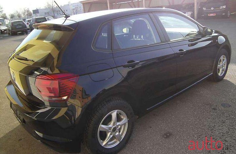 2018' Volkswagen Polo photo #1