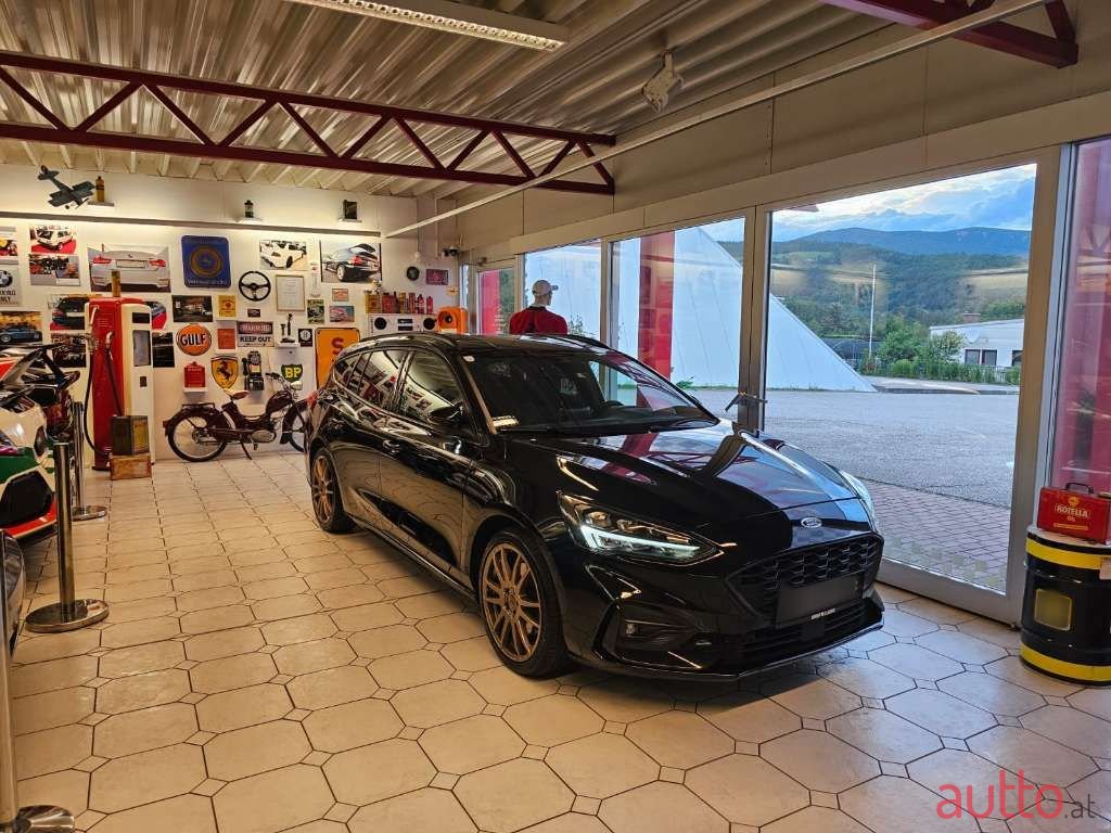 2019' Ford Focus photo #4