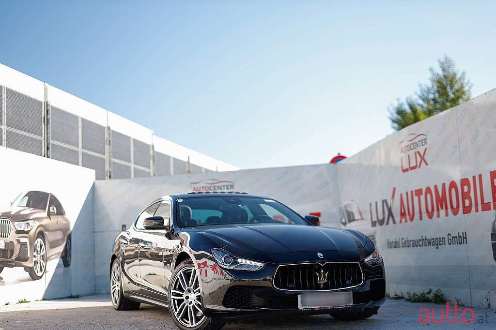 2016' Maserati Ghibli photo #3