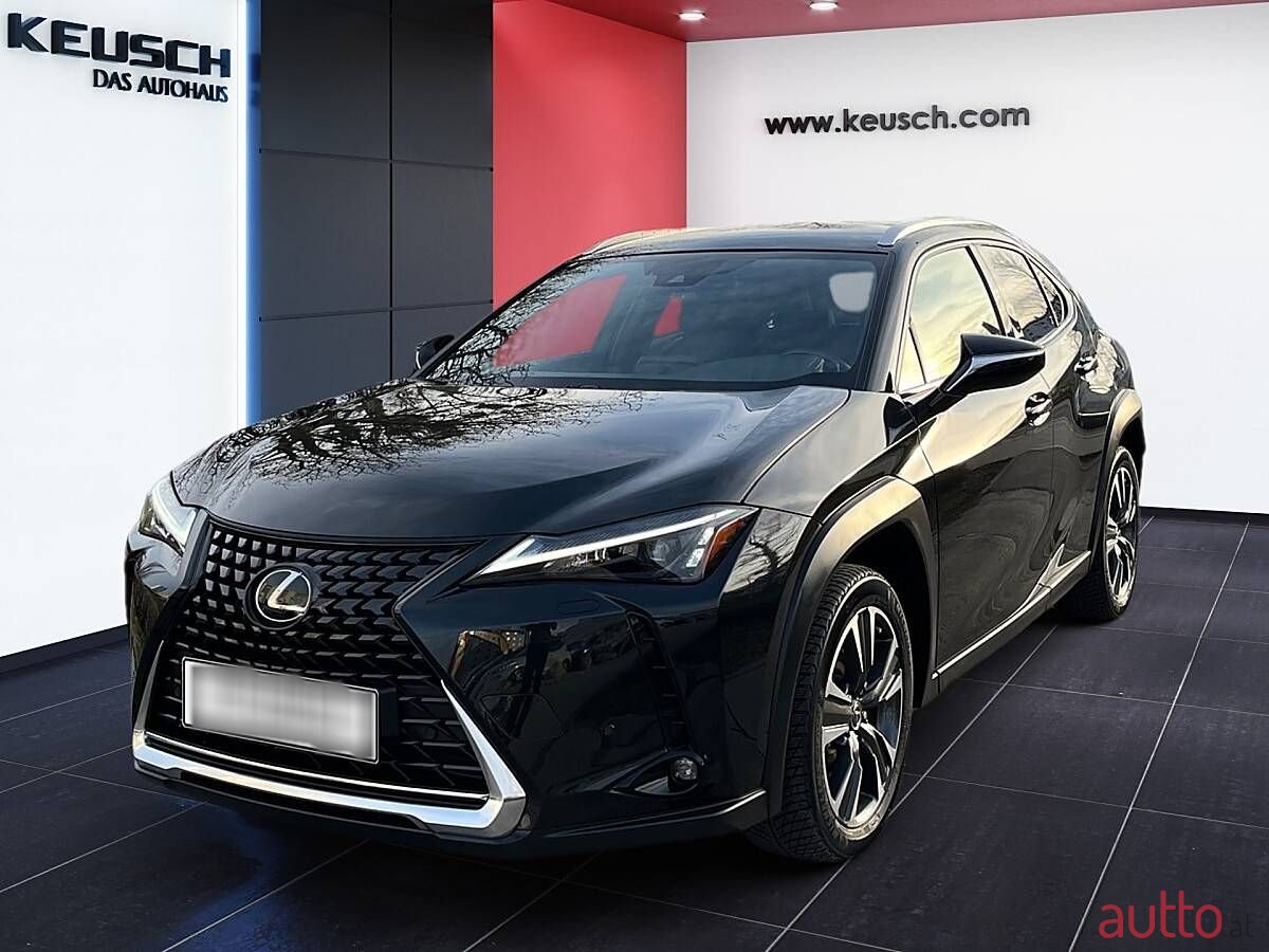 2023' Lexus UX photo #1