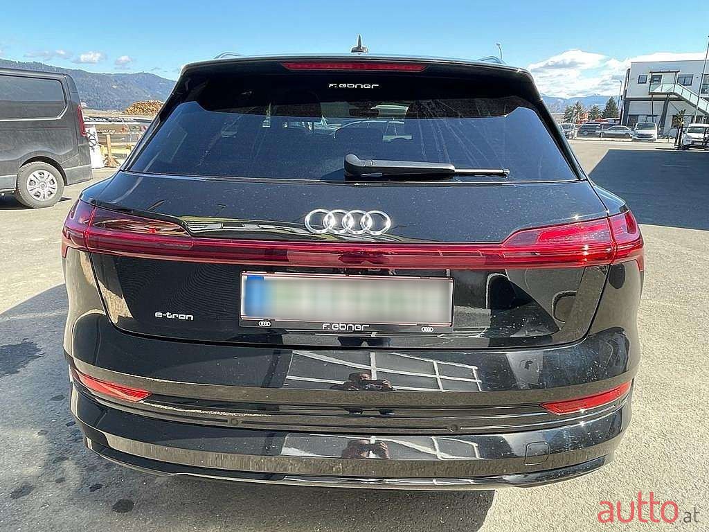 2021' Audi e-tron photo #4