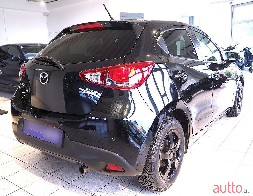 2019' Mazda Mazda2 photo #5