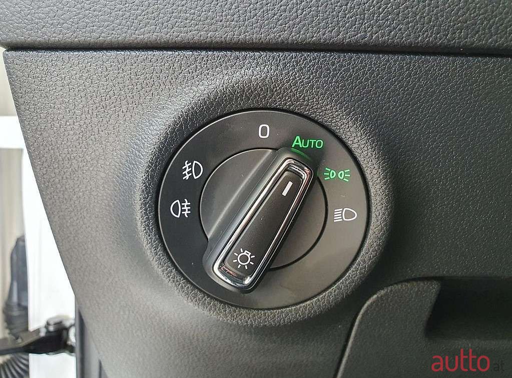 2018' Skoda Karoq photo #6