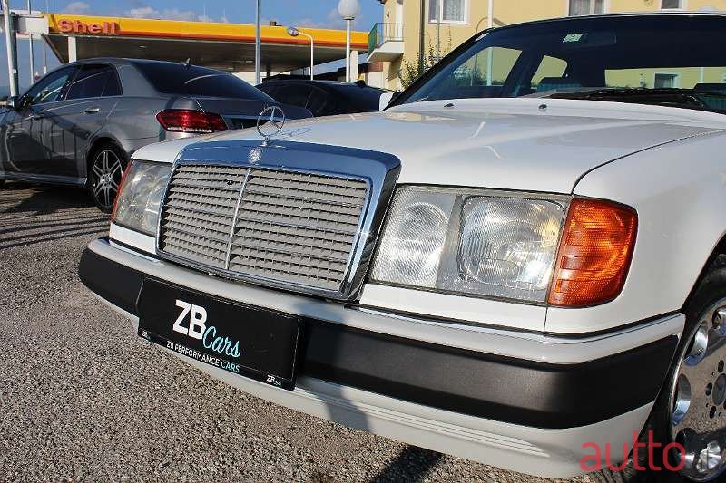 1991' Mercedes-Benz E-Klasse photo #5