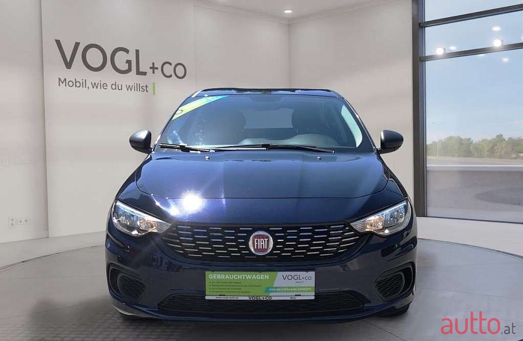 2017' Fiat Tipo photo #6