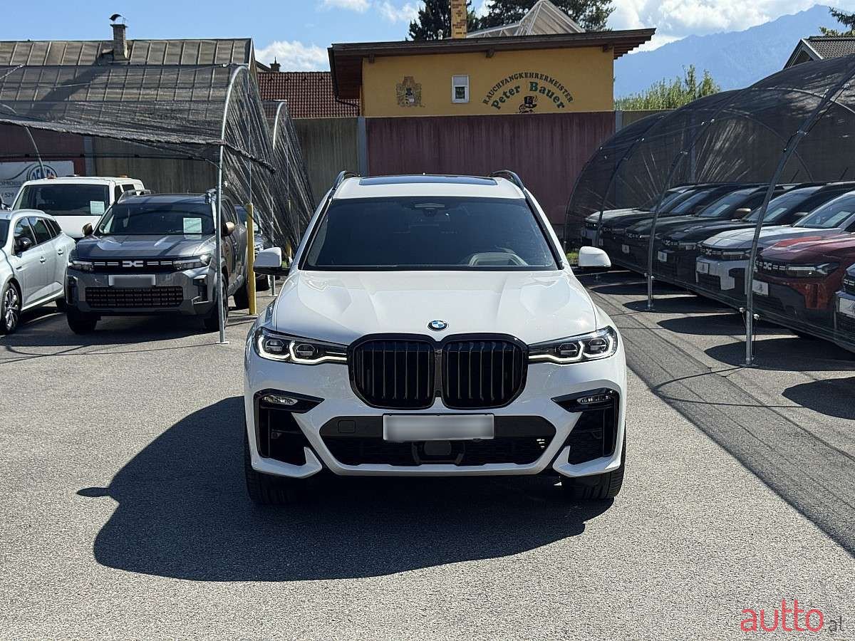 2019' BMW X7 photo #2