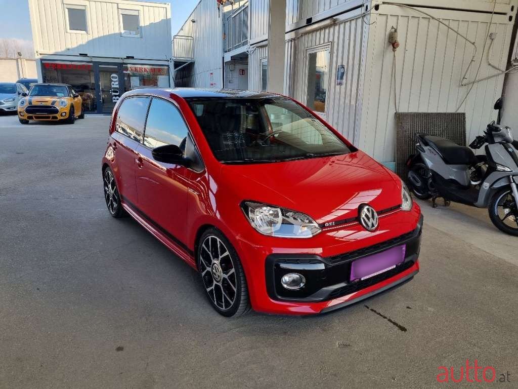 2019' Volkswagen Up! photo #3