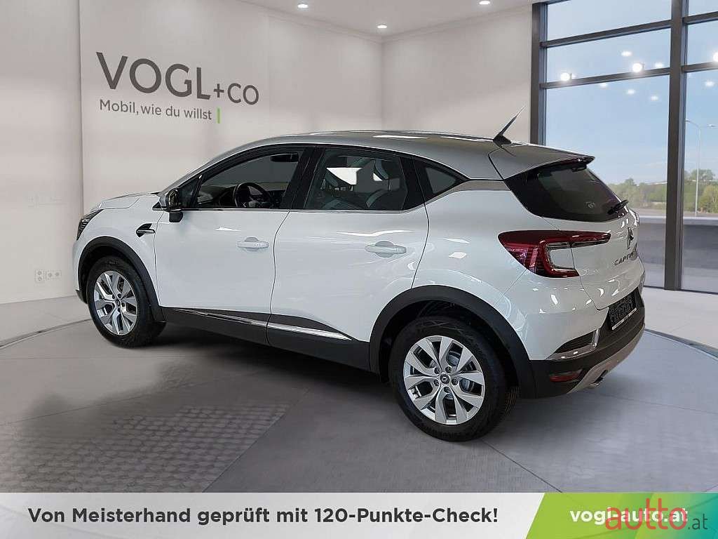 2020' Renault Captur photo #4