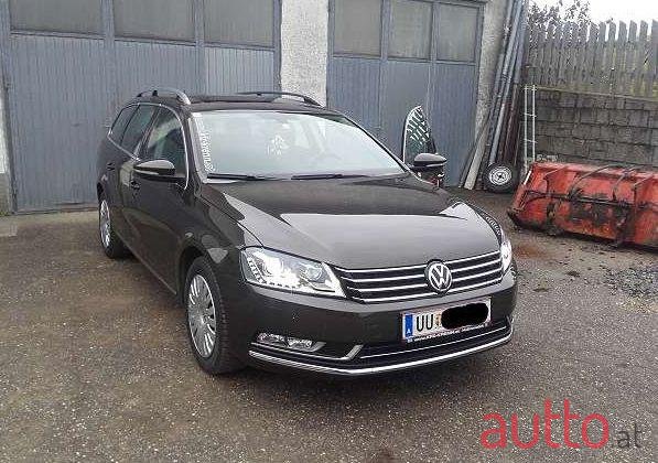 2012' Volkswagen Passat photo #1