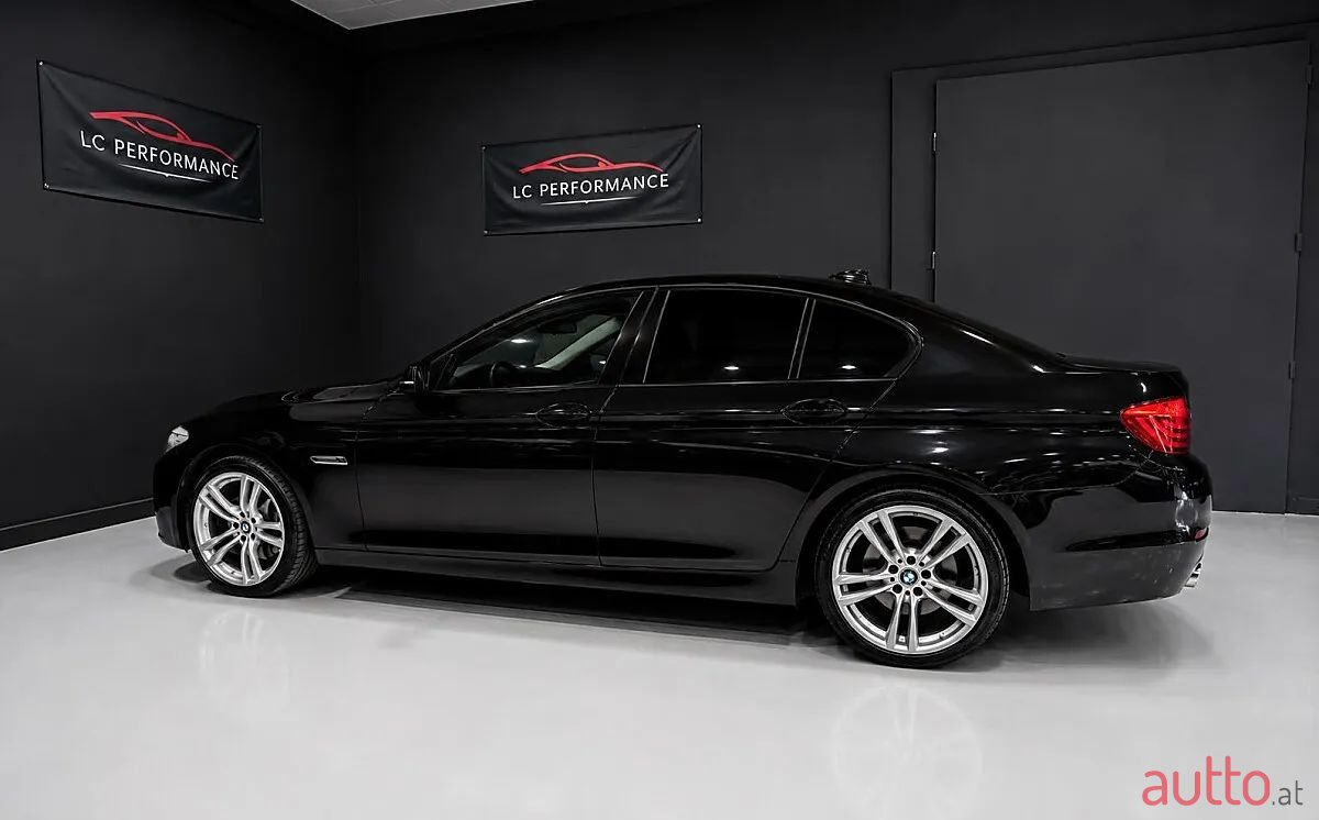 2010' BMW 7Er-Reihe photo #3