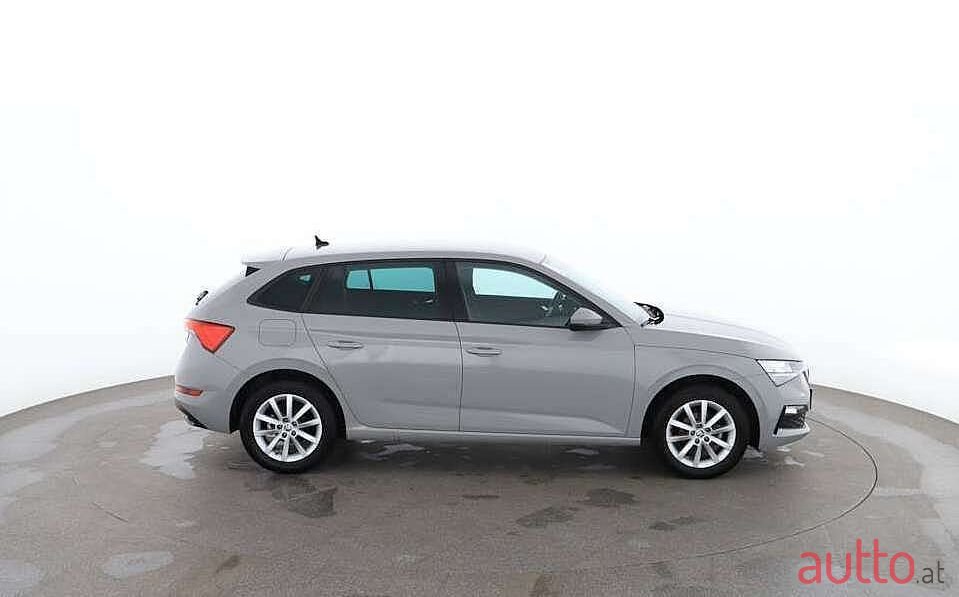 2020' Skoda Scala photo #2