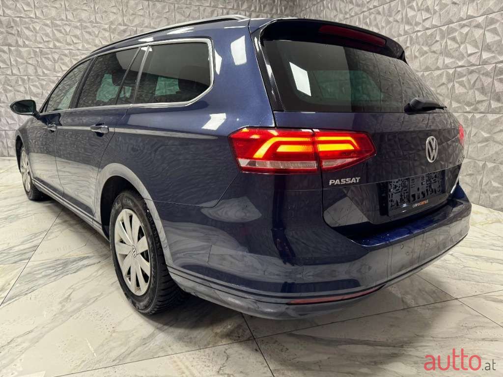 2016' Volkswagen Passat photo #4