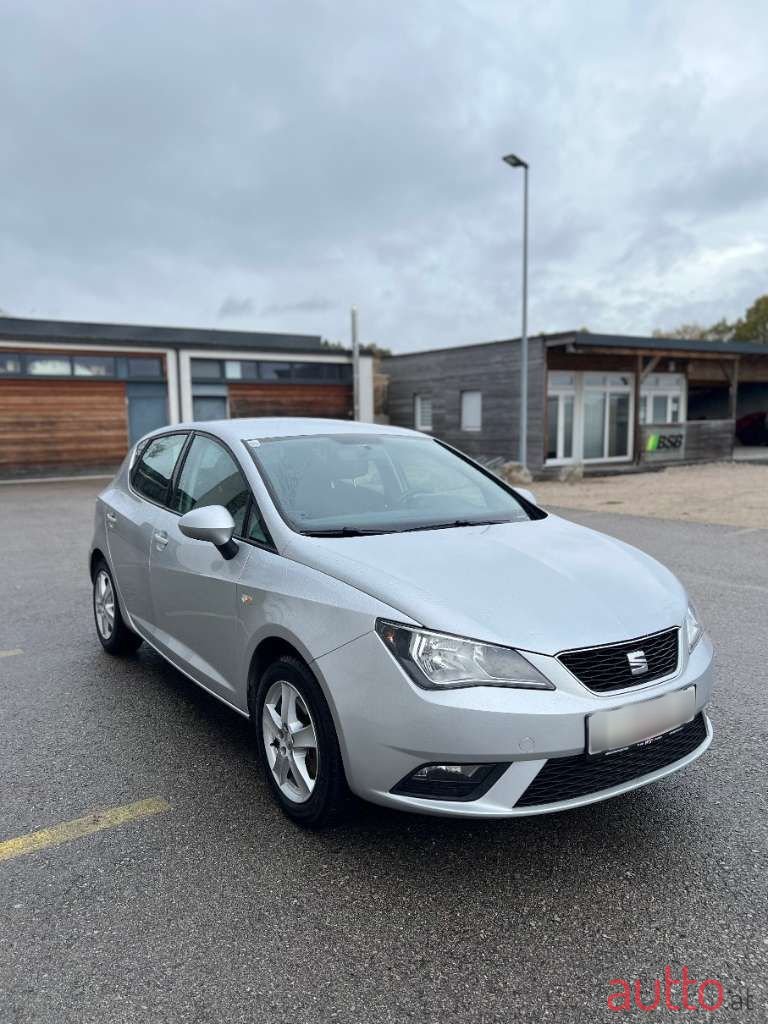 2015' SEAT Ibiza photo #3