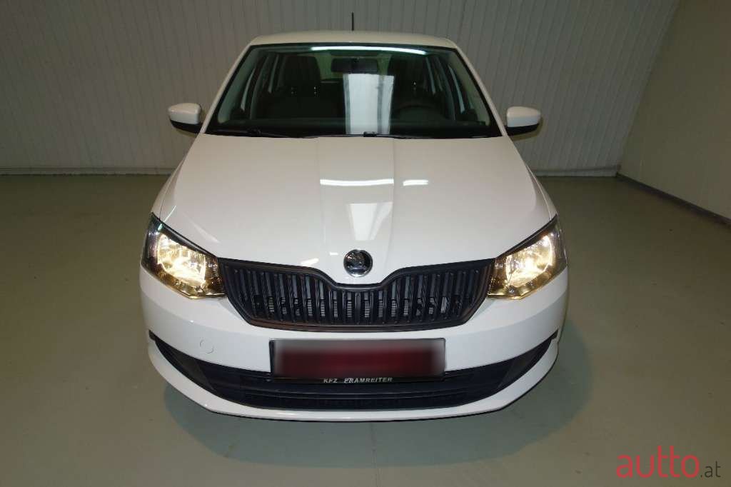 2018' Skoda Fabia photo #2