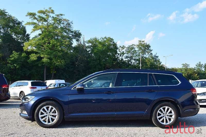 2016' Volkswagen Passat photo #6