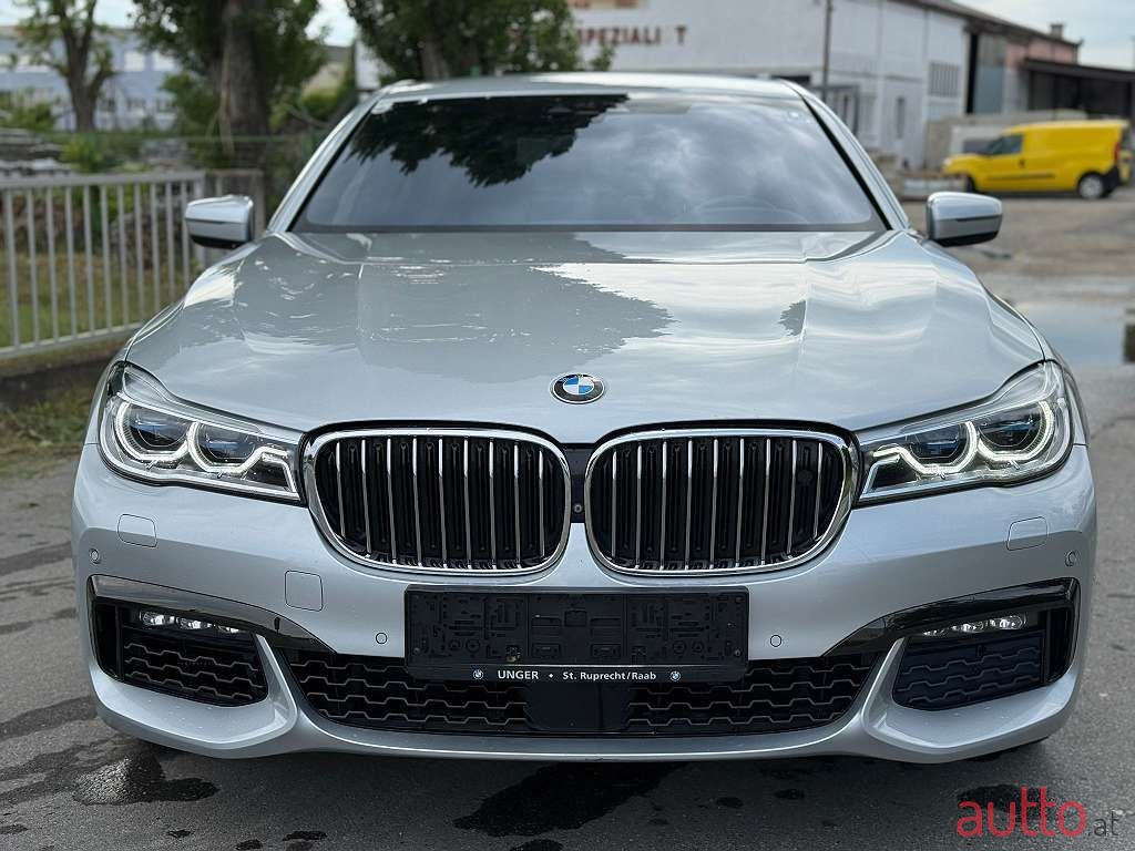 2017' BMW 7Er-Reihe photo #2