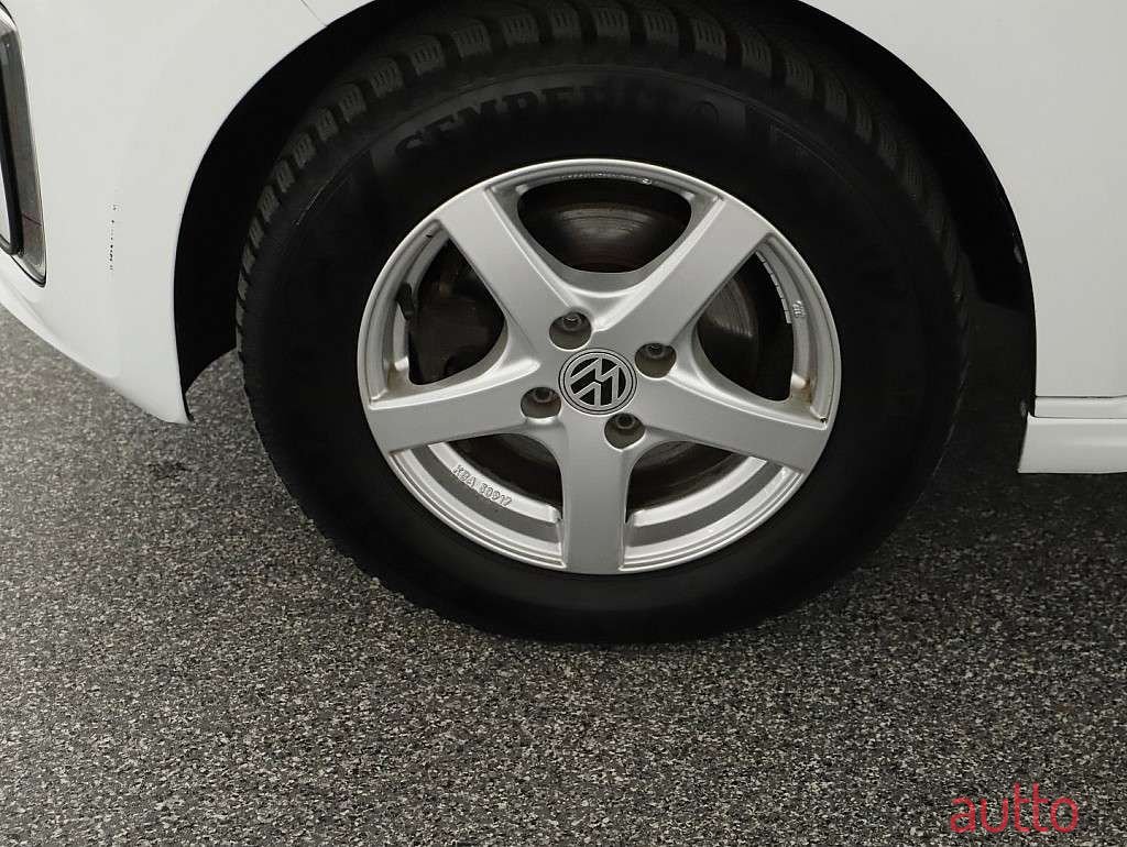 2021' Volkswagen Up! photo #6
