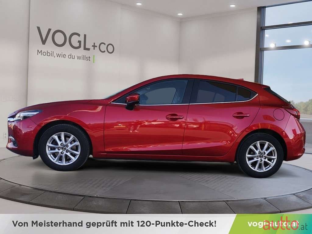 2017' Mazda Mazda3 photo #2