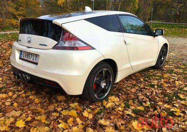 2010' Honda CR-Z photo #2