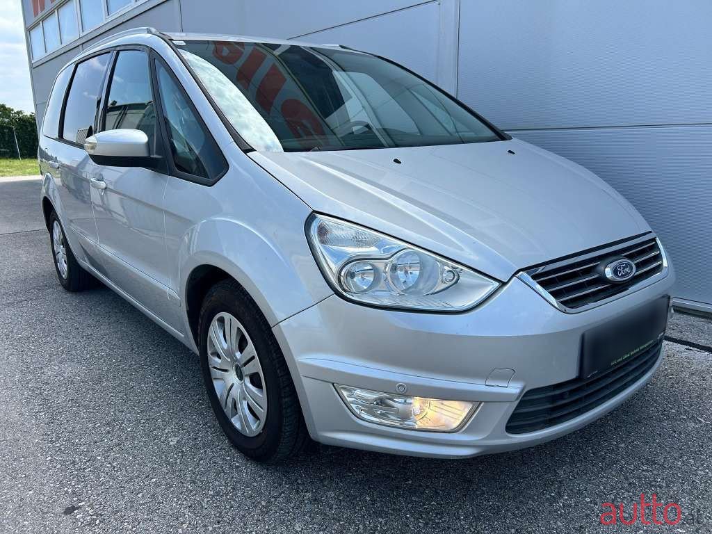 2011' Ford Galaxy photo #4