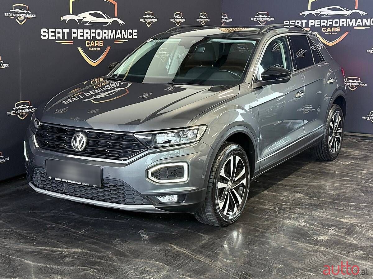 2019' Volkswagen T-Roc photo #1
