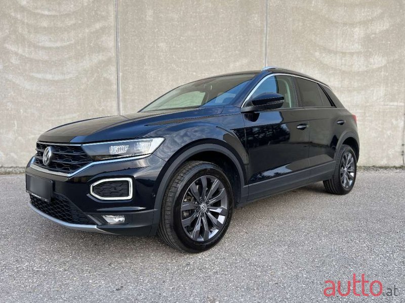 2018' Volkswagen T-Roc photo #3