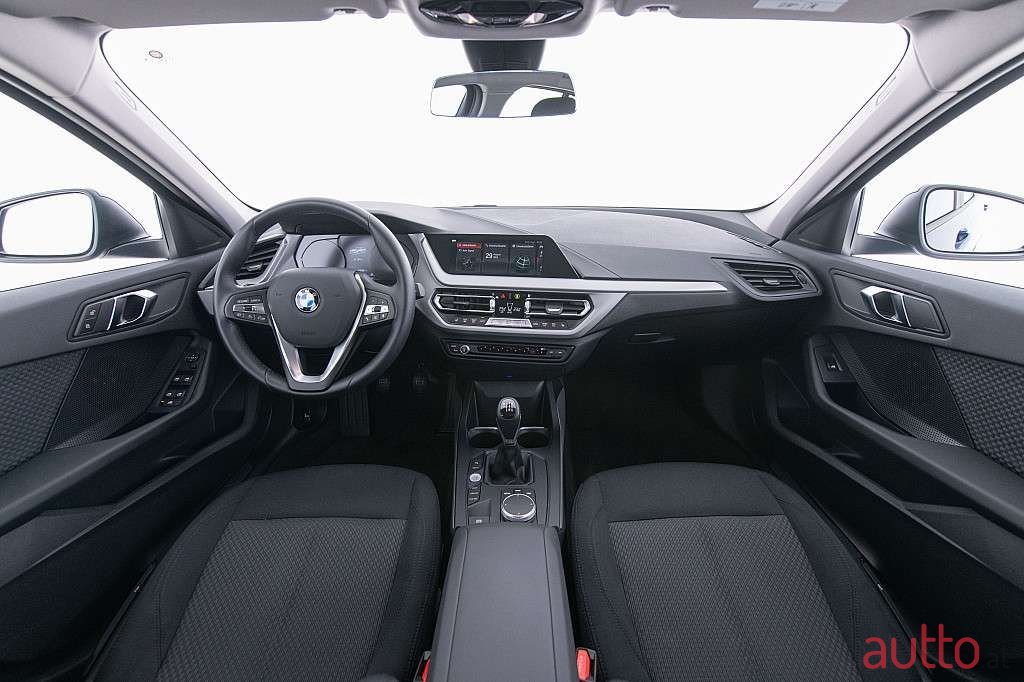 2022' BMW 1Er-Reihe photo #4