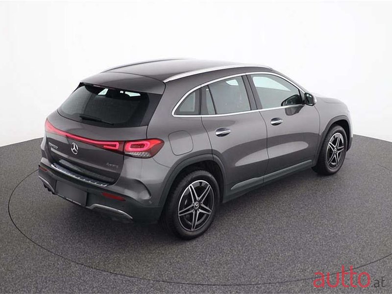 2023' Mercedes-Benz EQA photo #3