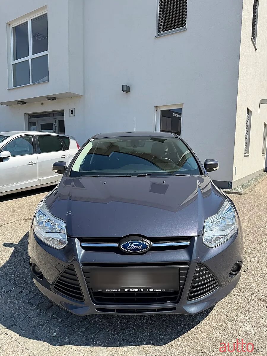 2013' Ford Focus photo #2
