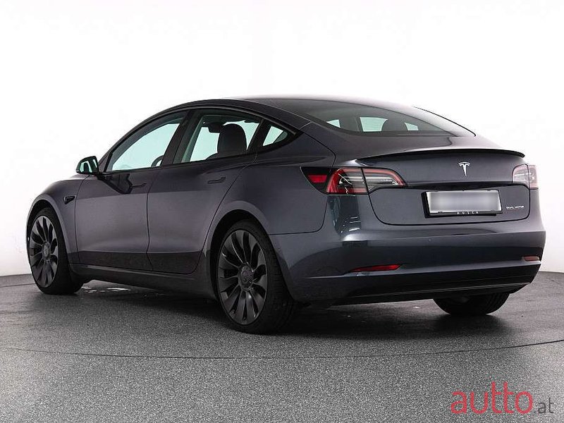 2022' Tesla Model 3 photo #4