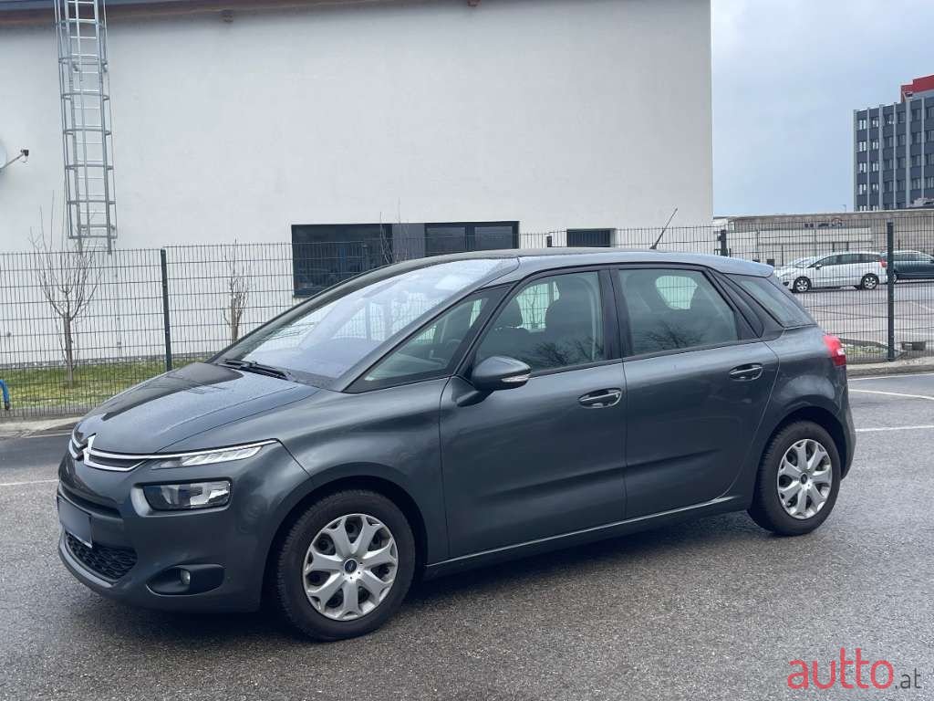 2013' Citroen C4 Picasso photo #5